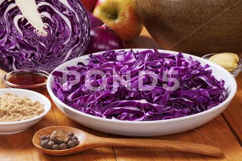Ingredients for spiced red cabbage Stock Photos