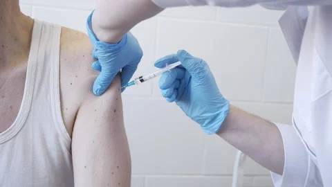 Inhand injection Stock Footage 148494165