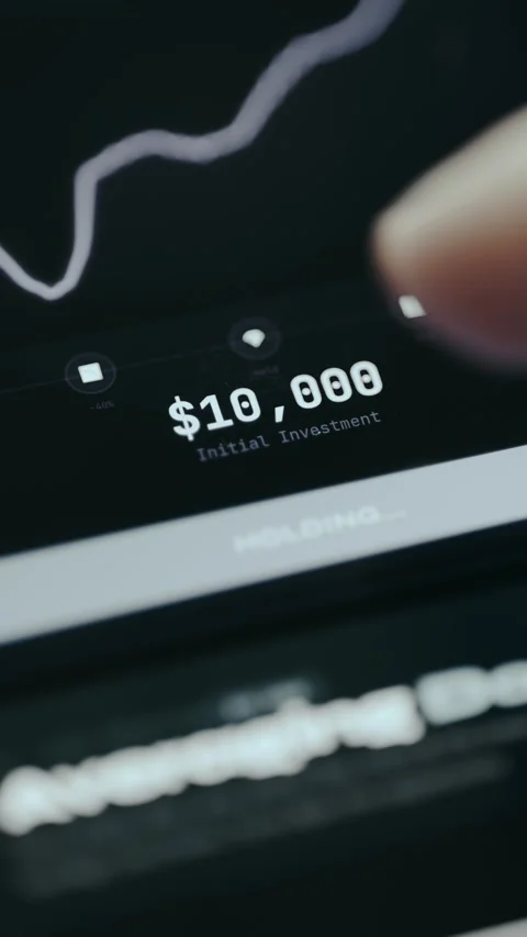 Initial investment amount of 10k USD from a financial dashboard 動画素材 332067338