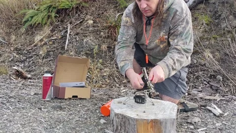 Initial lighting of Lixada Multi Fuel Stove Vídeo Stock 190840584