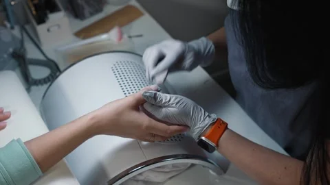 Initial nail filing with disposable nail file 動画素材 327213328