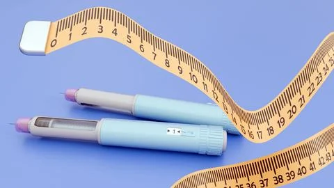 An injectable GLP-1 receptor agonist pen and a flexible measuring tape Stock Illustration