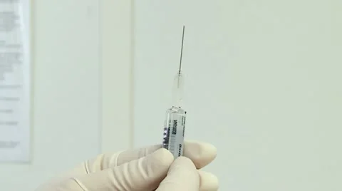 Injection syringe Stock-Footage 10810714