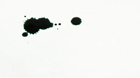 Inkblot on paper Stock-Footage 32255464