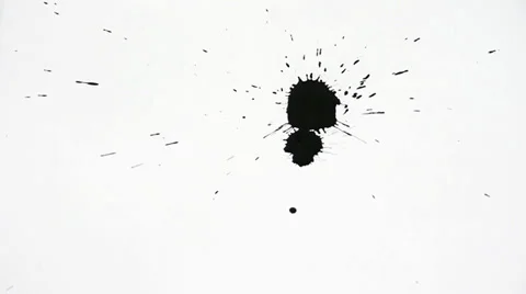 Inkblot on paper Stock-Footage 32255541