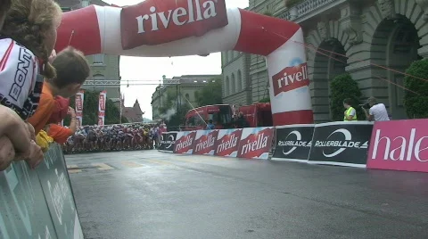 Inline start Vídeos de archivo 809652