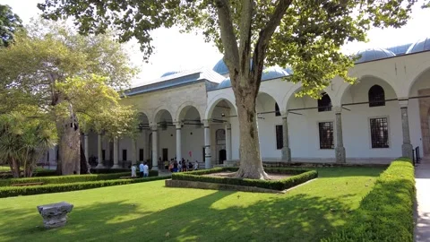 The inner courtyard and the Conqueror's Pavilion Video stock 332755785