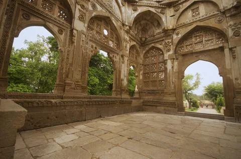 Inner view of a large dome at Jami Masjid , UNESCO protected Champaner - Pa.. Stock Photos