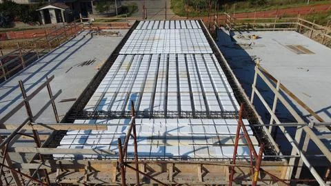 An innovative construction site using lightweight polystyrene foam panels. Stock-Fotos