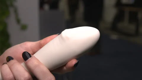 Innovative Intimacy Device with Motion Technology Vídeo Stock 302877090