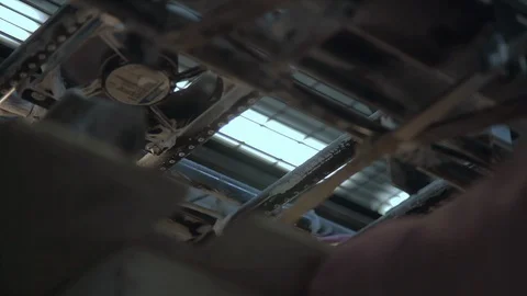 Insert of a Industrial typography production line conveyor Vidéo 109556168