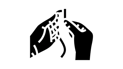 Insert thread into needle glyph icon animation Stock Footage 326154422