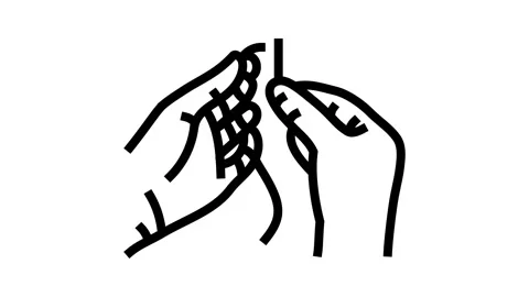 Insert thread into needle line icon animation Stock Footage 326133182