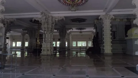 Inside Balathandayuthapani Hilltop Hindu Temple, George Town, Penang, Malaysia 스톡 동영상 321308019