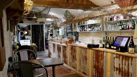 Inside bar pythouse kitchen gardens wiltshire 스톡 동영상 137397656