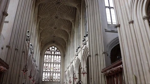 Inside Bath Abbey 1 arches Stockbeeldmateriaal 82443892