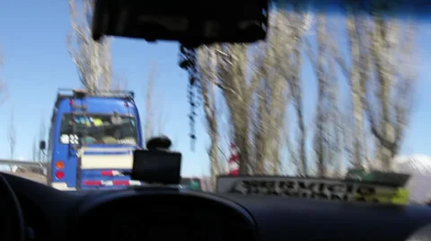 Inside of bus on mountain road 스톡 동영상 33527145