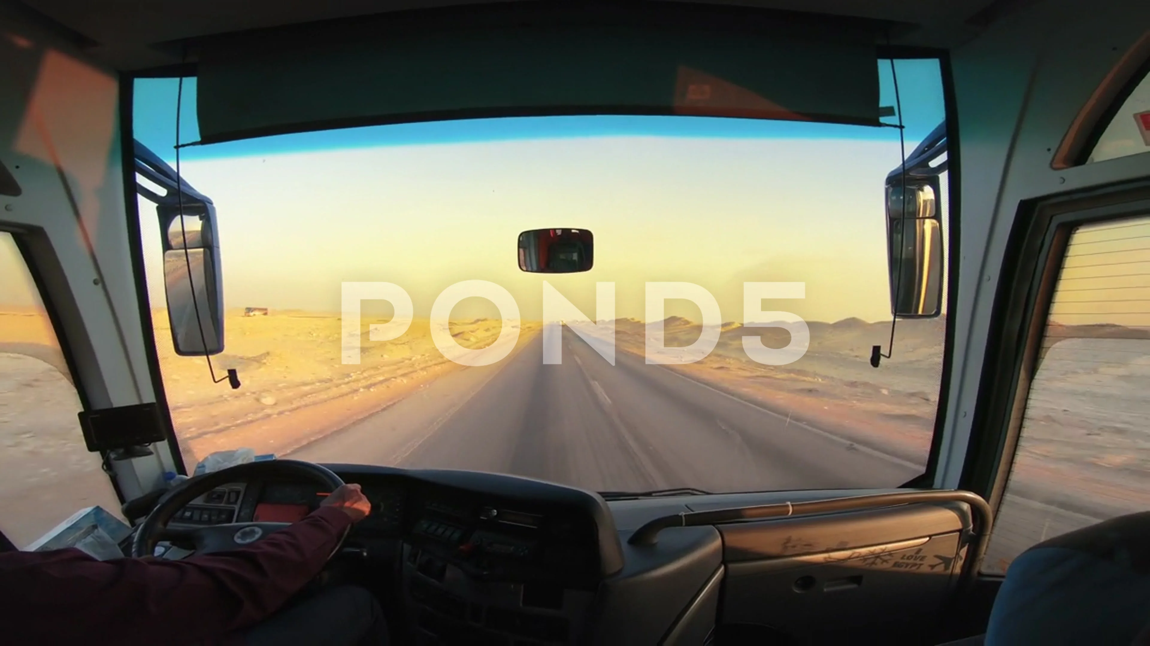 Discover more than 143 public bus interior best - tnbvietnam.edu.vn