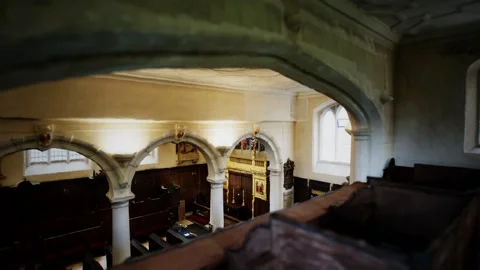 Inside the Charterhouse Chapel interior Vidéo 142703700