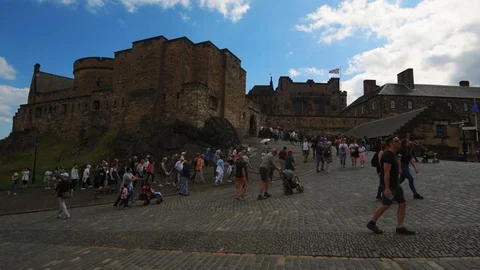Inside Edinburgh Castle (Scotland) 動画素材 117352575