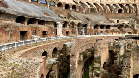 Inside empty colosseum in Rome. Pan left to right 스톡 동영상 89415899