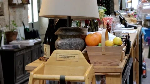 Inside end of bar pythouse gardens cafe wiltshire, 스톡 동영상 137398256