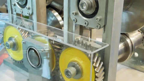 Inside industrial rolling-machine for metal or steel used at plants Vidéo 105570289
