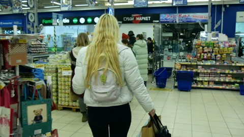 Inside a large supermarket. Stock Footage 167835594