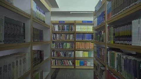 Inside a library 動画素材 88912043
