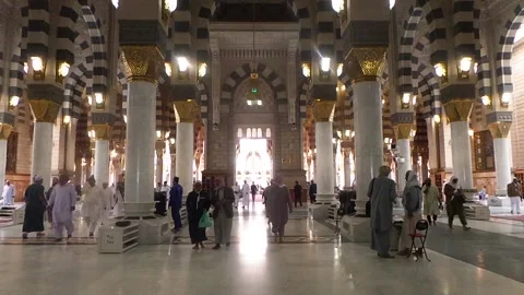 Inside Nabawi mosque Video stock 143166207
