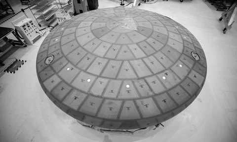 Inside the Neil Armstrong Operations and Checkout Building high bay at NAS... Foto stock