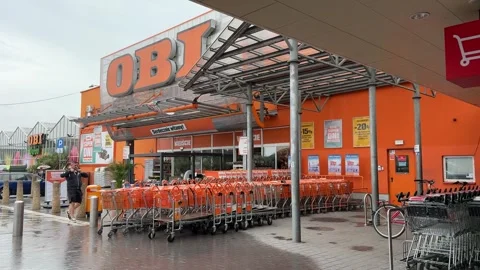 Inside OBI Store in Jabłonna, Poland: Product Shelves and Store Layout Video stock 277510145