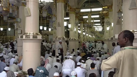 Inside the Prophet Mohammad’s Mosque (Editorial) Stock Footage 75141659