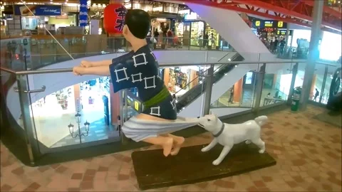 Inside of the shopping centre Terminal 21, Pattaya, Thailand. Stock Footage 131676981