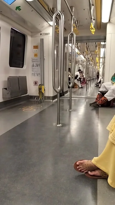 Inside Shot of Mumbai Metro compartment Stock Footage 293199944
