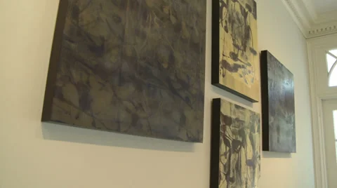 Inside upscale art gallery (4 of 7) Stock-Footage 32026197