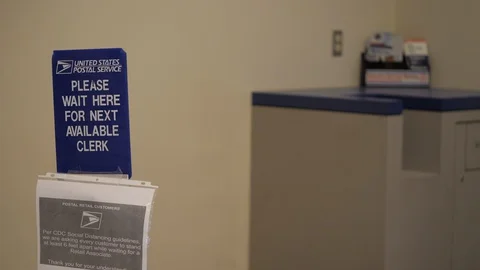 Inside A U.S. Post Office Vídeos de archivo 128527538