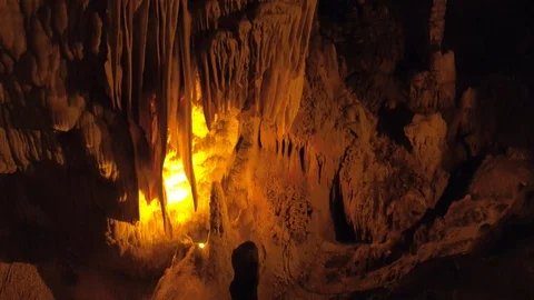 Inside a very deep cave 4K video Video stock 88329470