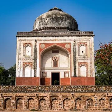 Inside view of architecture tomb inside Sunder Nursery in Delhi India, Sunder Stock Photos