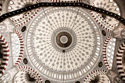 Inside view of turkish mosque dome Foto stock