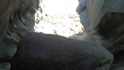 Inside volcano malacara. Walls of grey debris of vocanic depositions 스톡 동영상 97185234