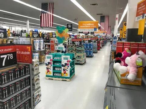 Inside Walmart Stock-Fotos