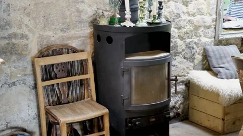 Inside wood fire pythouse cafe pythouse garden centre, wiltshire 스톡 동영상 137398763