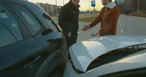 Inspecting the car crash Stock Footage 151563235