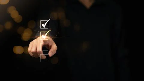 Inspector makes mark on the survey topic ,Checklist with checkmarks and che.. Foto stock