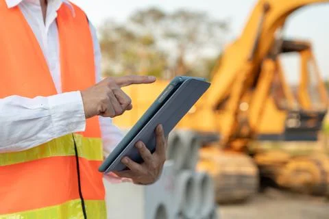 Inspector or engineer is inspecting construction and quality assurance new .. Foto stock