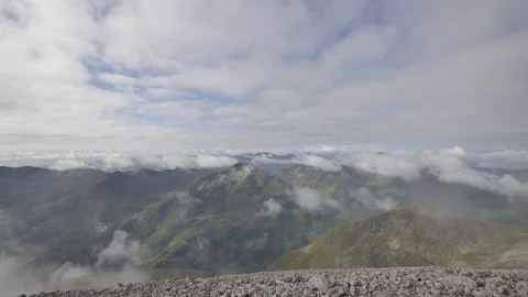 Inspiring time lapse from the top of Ben Nevis in Scotland Vidéo 97359549