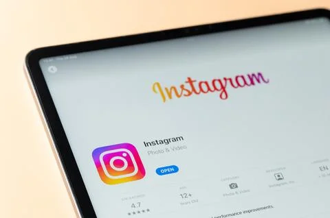 Instagram app in Apple store Stock Photos