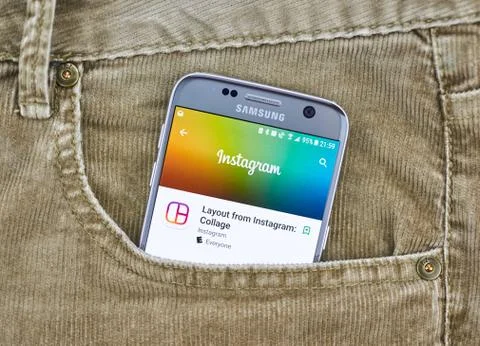 Instagram app on a cellphone screen Stockfoto's