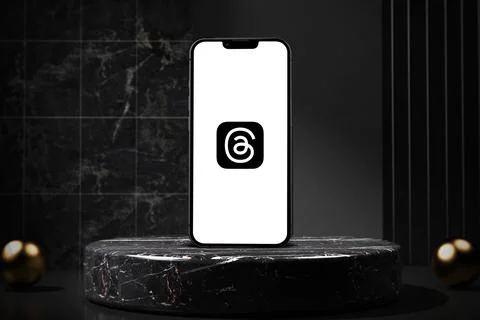 Instagram Threads app logos seen on screen. 스톡 사진